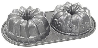 Nordic Ware pro-cast Bundt Duet Pan
