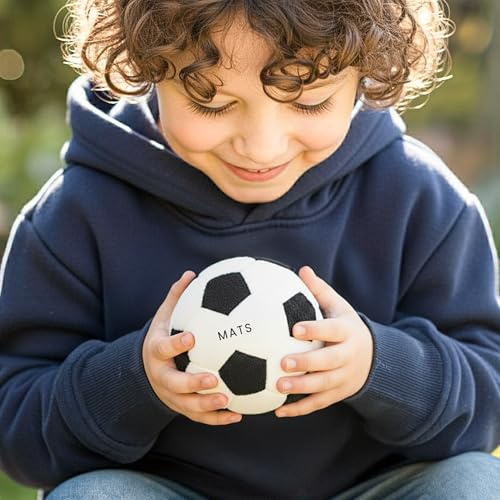 Fußball mit Eigenem Namen Bedruckt - Geburtstagsgeschenk personalisiert - Weißer Ball mit Schwarzen Flecken Personalisierbar mit Eigenem Namen und Verschiedenen Designs (10 cm - Weicher Fußball)