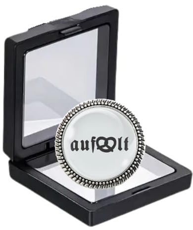 Gaudi-Brosche aufbrezelt mit Brezel im Wort von Woidladinger in Silber oder Bronze