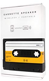 Suck UK Kassetten-Bluetooth-Lautsprecher, Retro-Design, Handy-Zubehör, tragbarer kabelloser Lautsprecher, Tech-Gadgets für Damen und Herren, kassettenförmige USB-Lautsprecher, Bluetooth-Lautsprecher