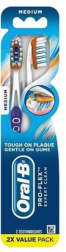 Oral B Oral-B Pro-Health Clinical Pro-Flex Toothbrush With Flexing Sides, 40M - Medium, 2 Count