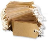200 LARGE Brown/Buff (Manilla) Strung 134x67mm Tag/Tie On Luggage Craft Labels 5 by Q-Connect