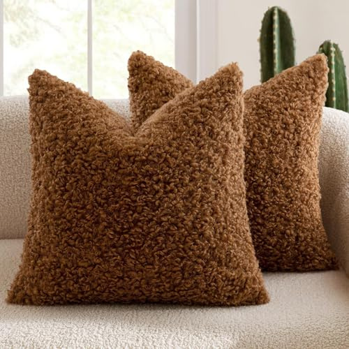 VLFLG Teddy-Kunstfell Kissenbezüge 2er Set, Dekorativer Sherpa-Stoff, Weiche Plüsch-Kunstfell Bezüge für Sofa, Couch, Wohnzimmer & Schlafzimmer Deko (Kaffeebraun, 45 x 45 cm, 2 Stück)