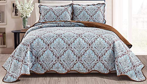 GrandLinen 3-Piece Fine Printed Oversize (115 X 93) Quilt Set Reversible Bedspread Coverlet King Size Bed Cover (Chocolate Brown, Blue, White Scrolls)