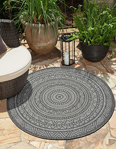 the carpet Mistra – Outdoor Teppich, Wetterfest, UV-beständig & pflegeleicht, für Balkon, Terrasse & Garten, auch für Wohnzimmer & Schlafzimmer geeignet, Anthrazit Mandala, 120 cm Rund