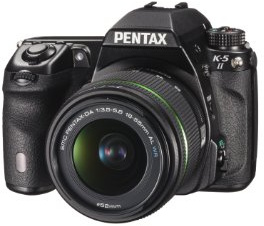 Pentax K-5 II Kit Fotocamera e Obiettivo 18-55mm WR, Sensore CMOS APS-C da 16,93 Megapixel, Display LCD da 3”, Video Full HD, Nero
