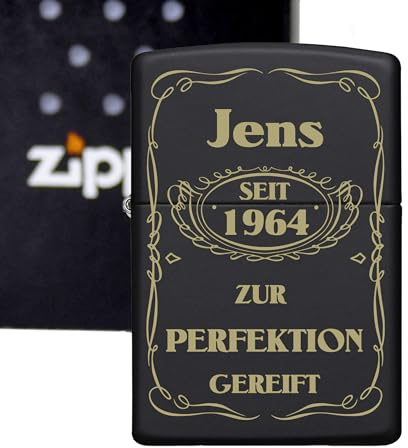 Schwarz Mattes Benzin-Sturmfeuerzeug mit Gravur Edle Gravur in Gold – Personalisierbar – Geschenk für Männer und Frauen (Motiv 1)