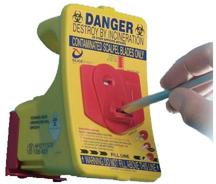 Qlicksmart QFYUKSM Scalped Blade Remover, Holder