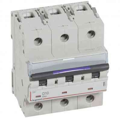 Disjoncteur DX³ 50kA - 3P 400V~ - 10A - courbe D - 4,5 modules