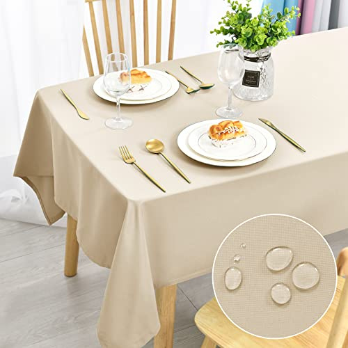 DWCN Beige Tischdecke 135x200cm Fleckschutz Abwaschbar Wasserdicht Waschbar | Tischwäsche Kratzfest Schmutzabweisend Tischtuch für Esszimmer, Garten, Party, Hochzeiten oder Haushalt, Ganzjährig