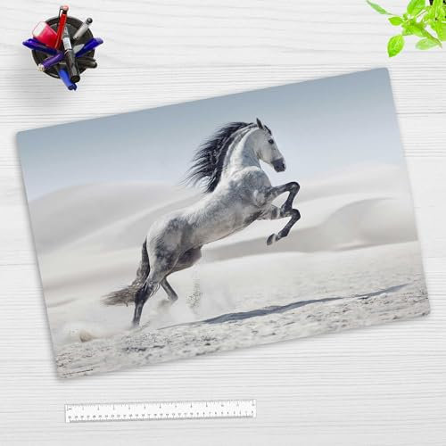 Schreibtischunterlage für Kinder und Erwachsene – “Weißes Pferd“ – aus erstklassigem Vinyl (Kunststoff) – 60 x 40 cm – Rutschfeste Schreibunterlage für besten Schutz – Made in Germany
