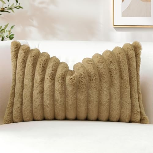Sungeek Set of 1 Brown Faux Rabbit Fur Cushion Cover 40x60 cm, Soft Cozy Plush Striped Decorative Throw Pillow Covers 16x24 Inch Velvet Lumbar Pillowcases for Sofa Bedroom