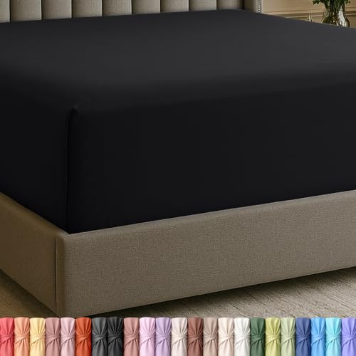 Utopia Bedding Extra Deep Pocket Queen Fitted Sheet, Fits up to 21 Inch Mattress - Hotel Luxury, Soft, Breathable and Comfy - Shrinkage and Fade Resistant - Easy Care – (Black)