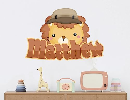 Benutzerdefinierter Name Safari Löwe Wandaufkleber – Baby Safari Tiere Wandkunst – Niedlicher Löwe Wandaufkleber – Baby Name Wandkunst – Baby Kinderzimmer Dekorationen – Baby Safari Thema Kinderzimmer