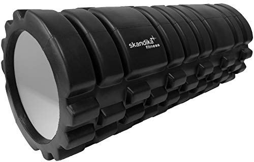 Skandika Massagerolle | Lockerung des Bindegewebes, Stabilisierung der Muskulatur, Entspannt den Nacken und Rücken | Faszienrolle, Foamroller mit mittlerem Härtegrad, inklusive Übungsposter und DVD