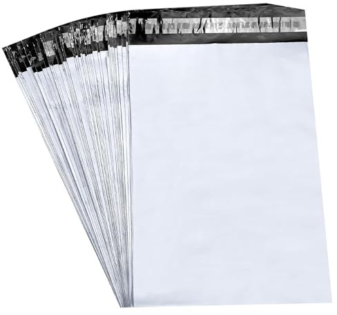 Autoadhésive Sachet Colis, Lot de 50 Sacs Postaux en Aluminium, 32 x 45 cm sacs Postaux, avec Fermeture Autocollante, Opaques, Imperméables, pour L'expédition de Vêtements et de Textiles