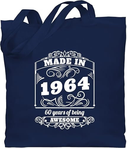 Shirtracer Baumwolltasche - 60. Geburtstag - Made in 1965 Sixty years of being awesome - Unisize - Navy Blau - geschenke für 60 jährige frau geschenk 60.geburtstag 60-geburtstag 1963 beuteltasche