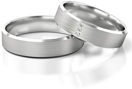 JC Trauringe Gold 333 Paarpreis Weißgold I Traumhafte Eheringe breit 5 mm I Einzigartige Partnerringe mit Gravur in edler Schatulle I 2 Hochzeitsringe Herrenring & Damenring mit Steinen I PL268