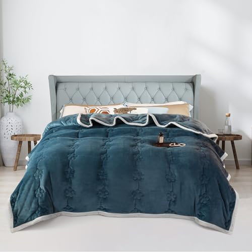 ShowyLive Fluffy Fleece Blanket Sofa Bed Throw Flannel 810gsm Thick Blanket for Sofa Couch Recliner, 3 Layer Cotton Plush Soft Breathable Washable Throw Blanket for Winter Autumn (Blue, 200x230cm)