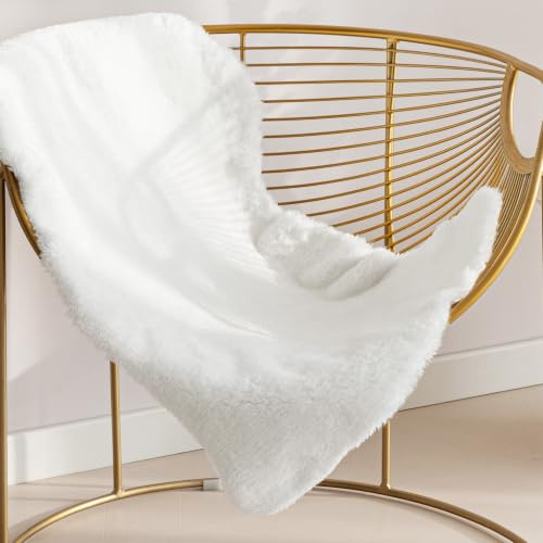 Sonive Kunstfell Teppich Stuhlauflage 90x60 cm Weich, Faux Fell | Waschbare Teppiche Sitzauflage für Kinderzimmer, Wohnzimmer, Schlafzimmer, Esszimmer Weiß