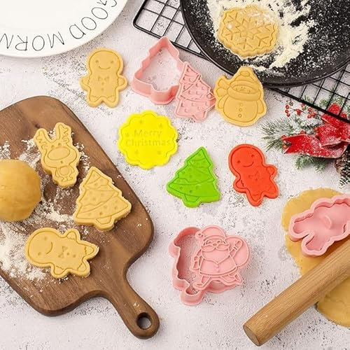 8pcs Plastic Biscuit Cutters, Christmas Cookie Cutter Set,Gingerbread Man,Snowman,Christmas Tree,Snowflake,Santa Face Reindeer Merry Christmas