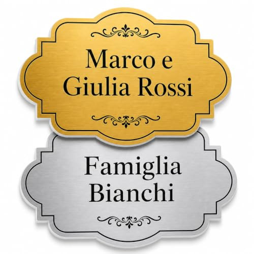 Targa Fuori Porta Personalizzata Plexiglass Sagomato 15x8,5cm - Targhetta Porta Ingresso Casa Condominio Ufficio - Adesiva per Citofono Cassetta Postale Cancello Esterno Interno Oro, Argento, Bianco
