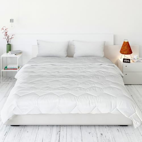 Bettdecke Ganzjahresdecke Steppdecke atmungsaktiv 60°C waschbar 135x200 cm | Allergikergeeignet | Mikrofaserfüllung Oeko-Tex | Vier Jahreszeiten Bettdecke Sommerdecke & Winterdecke