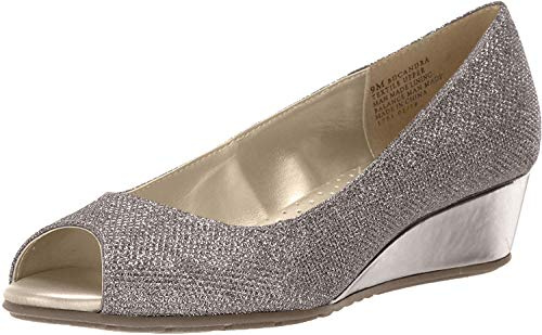 Bandolino Footwear Women's Candra Pump, Gold 710, 9