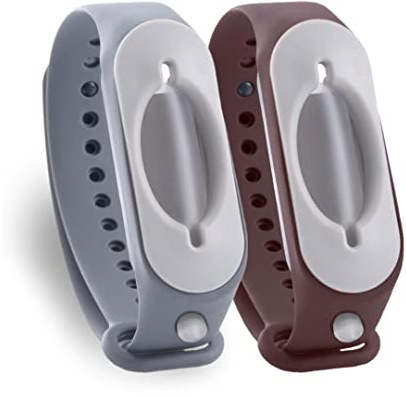 Cleanbrace Desinfektionsarmband 2er-Pack (Grau & Weinrot) | Handdesinfektion für unterwegs | inklusive Refiller
