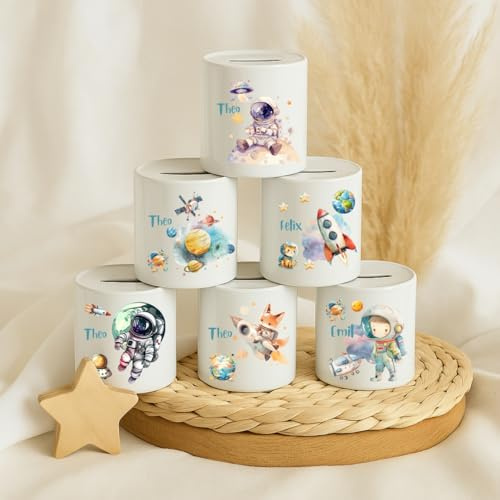 wolga-kreativ Personalisierte Spardose mit Namen – Weltall Motiv – Astronaut, Rakete & Planeten – Kinder Spardose Keramik – Geschenk zur Taufe & Geburt – Sparschwein Kinder – Taufgeschenk Junge