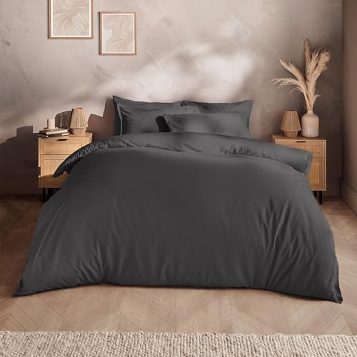 Silentnight Washed Cotton Rich Duvet Set - Soft & Comfortable Touch - Luxurious Oxford Edge Border with Button Fastening - Modern Linen-Look Quilt Cover + Pillowcase Bed Set, Double, Grey Charcoal