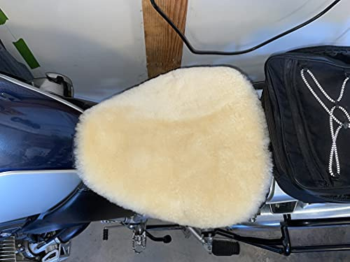 Alaska Leather Medium Sheepskin Buttpad® - Motorcycle Seat Pad (Cream Sheared)