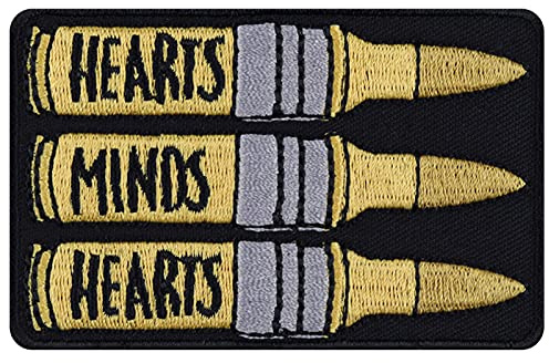 Toppa ricamata da applicare con ferro da stiro o cucitura: Hearts minds hearts Patch Armi da fuoco Patch Cuori, Menti, Cuori | Emblema di proiettili da annodare/stirare per tutti i tessuti 80x50mm