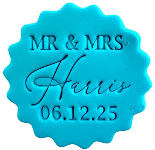 Personalised Cookie Stamp with Free Scallop Cutter, Mr and Mrs Wedding, 5cm Acrylic Biscuit Embosser, Food-Safe Plastic Baking Tool, Fits M&S All Butter Biscuits (Design 9)