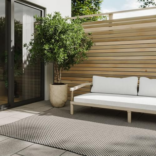 benuta Basic In- & Outdoor Teppich Lou - Schwarz 120x170 cm - Wetterfest & UV-beständig - Multifunktional für Balkon, Terrasse, Garten - Küchenteppich & Wohnzimmerteppich - Pflegeleicht Robust