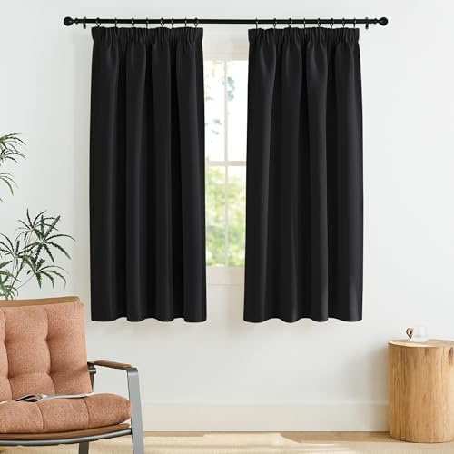 PONY DANCE Lichtundurchlässige Vorhänge mit Kräuselband Thermo Gardinen | 2er Set, H145 x B140 cm, Schwarz, Blackout, Hitzeschutz, für Schienen, Kurz, Sichtschutz, für Schlafzimmer Kinderzimmer