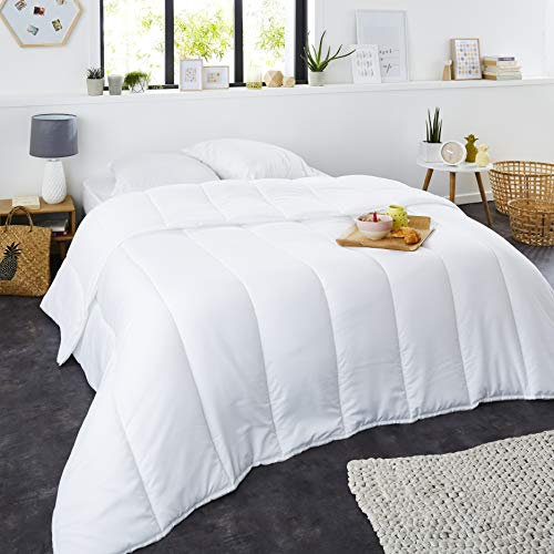 Sweetnight - Piumino estivo 220g/m² | 140x200 cm | Sottile e leggero | Morbido e confortevole | Lavabile | Coperta 100% microfibra