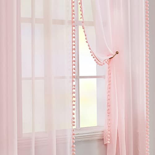 MIULEE Cortinas Salon Rosa Coral con Pompones, Bonitas y Sencillas Cortinas Dormitorio Juvenil, 2 Piezas Translucidas Habitacion Cortinas, 2X140 x 145cm, Modernas Visillos Transparentes para Ventanas
