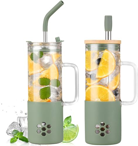 BLUEGO 600ml Glasbecher mit 2 Deckeln und Henkel, Niedlicher Glasbecher mit Strohhalmen und Silikonhülle, Eiskaffeebecher, 0,6L Smoothiebecher, Bubble Tea Becher, Reisebecher, Oliver