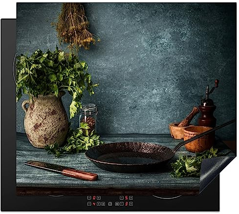 KitchenYeah© Herdabdeckplatte Einteilig Abdeckplatten Cerankochfeld | 60x52 cm - Abdeckung Ceranfeld Herdplattenabdeckung Induktionsmatte Kräuter - Gewürze - Pfanne - Messer - Grau - Rustikal