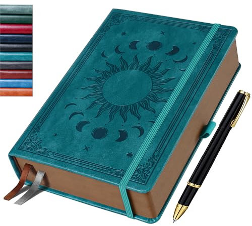 HwxBen Notizbuch (14.5 x 21 cm) Liniert – Tagebuch mit 360 Seiten, PU Leder Hardcover im Vintage Sonne & Mond Design – Ideal als Geschenk für Familie und Freunde – – Seegrün, mit Stift.