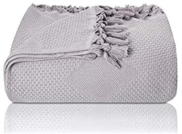 LAYNENBURG Premium Tagesdecke mit handgeknüpften Fransen - 100% Baumwolle - 150 x 220 cm - Waffelpique Sommerdecke - Baumwolldecke als Bett-Überwurf, Couch-Überwurf & Sofa-Decke (Grau)