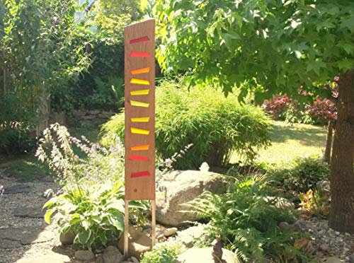 Gartenskulptur aus Holz und Glas. Gartendekoration als Unikate handgefertigt und wetterfest