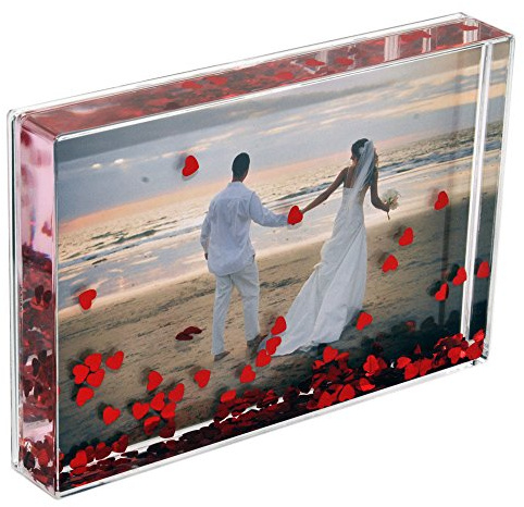 Red Heart Glitter Block – Turn your favorite 6 x 4 photo into a sparkling display of love.