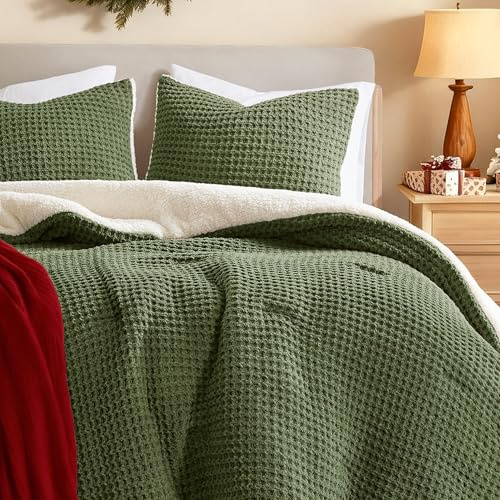 Madison Park Riordan Waffle Knit Comforter Set – Ultra-Soft Fluffy Chenille Bedding with Plush Sherpa Back, Cozy and Warm for Winter, Oeko-Tex Certified, King, Olive