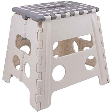 AC - Taburete Plegable - Fabricado en PVC - Multiusos de plástico Resistente y Duradero. Ideal para escuelas, guarderías u hogar. - 29 x 22 x 32 cm - Blanco