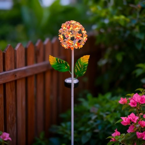 Lampe solaire en forme d'hortensia de jardin avec tête de fleur creuse en fer et lueur LED pour éclairage extérieur de cour, allée (D)