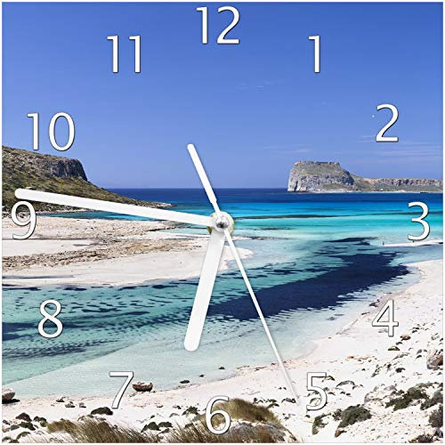 Wallario Design-Wanduhr Einsame Bucht mit weißem Sand und klarem Wasser aus Glas, Motiv-Uhr Größe 20 x 20 cm, weiße Zeiger