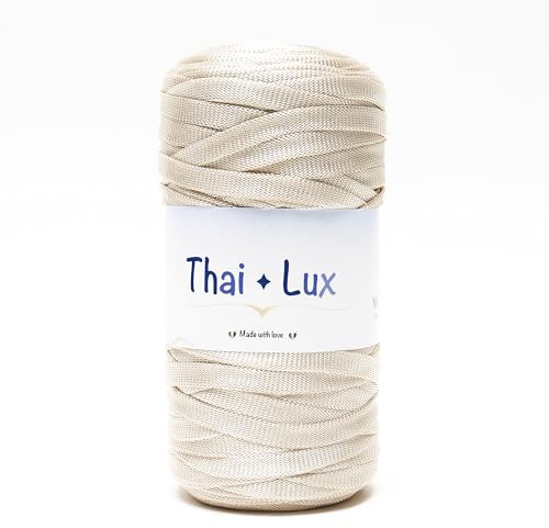 Woolove Thai Lux - Fettuccia Piatta Extrabrillante per Borse all’Uncinetto e Accessori Fai da Te - 100% Poliestere - Ideale per Uncinetto 6.00/10.00 mm - Gomitolo da 250g (120m) - Avorio 40752