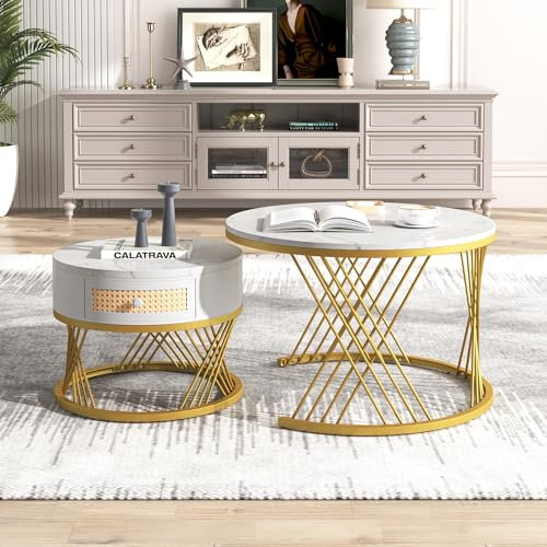 2 in 1 Runder Couchtisch aus MDF, Beistelltisch mit Tischplatte aus Marmor und Schubladen aus Kunststoff-Rattan, goldene Eisenfüße. Griffe aus Massivholz. 70 * 70 * 45.5 + 50 * 50 * 38.5cm